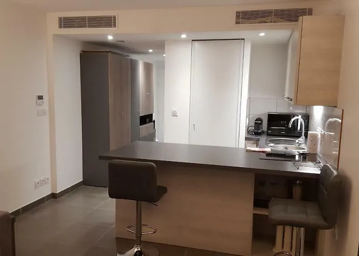 Zenazur * Αντίμπ